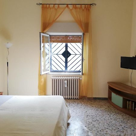 Lucia'S Apartaments Bari Luaran gambar